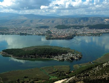 Ιωάννινα: Πρόγραμμα της περιφέρειας για την μετατροπή λιμναίων συγκοινωνιών σε ηλεκτροκίνητες